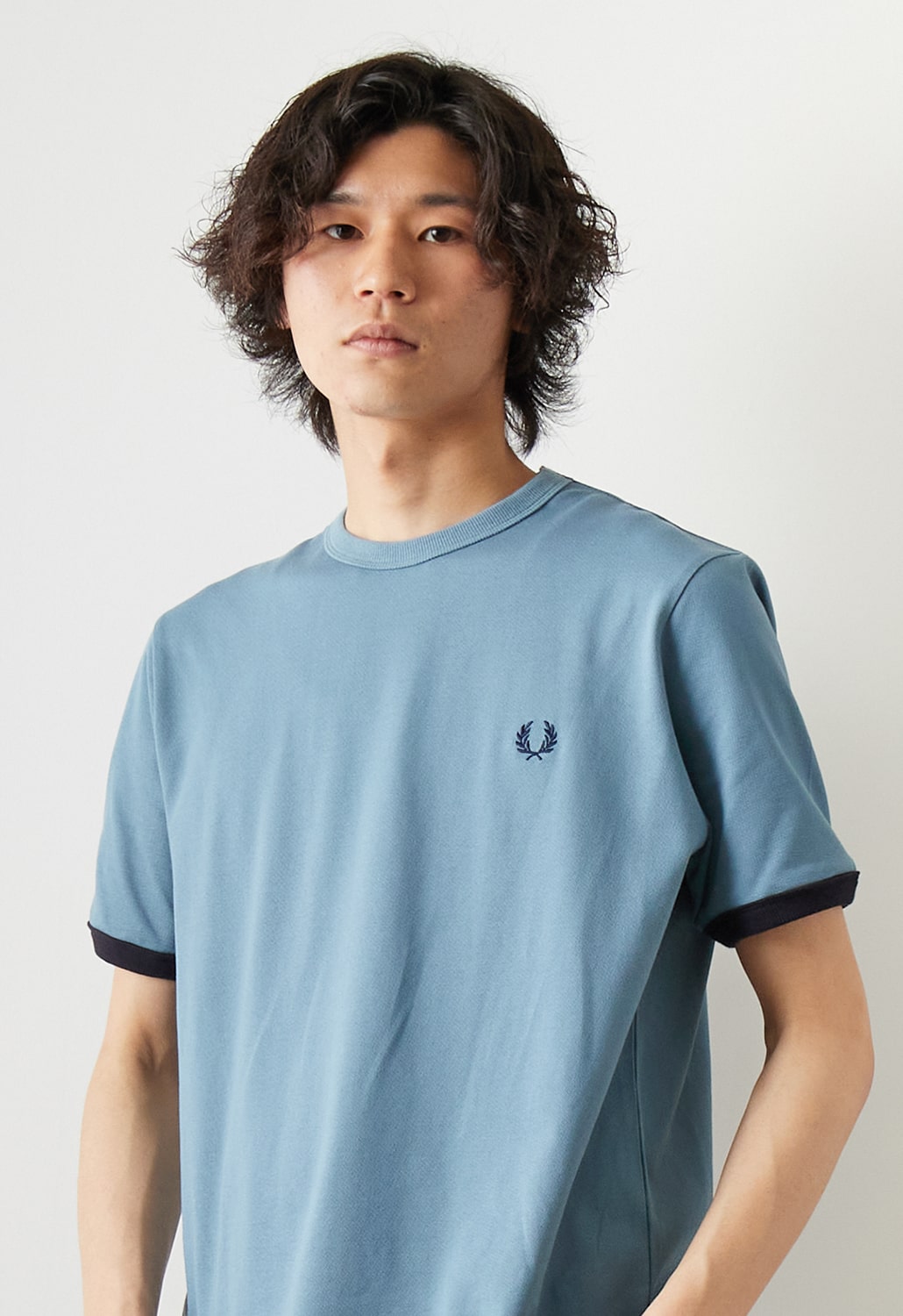 英国カルチャーの象徴 FRED PERRY(フレッドペリー)との別注Tシャツがリリース