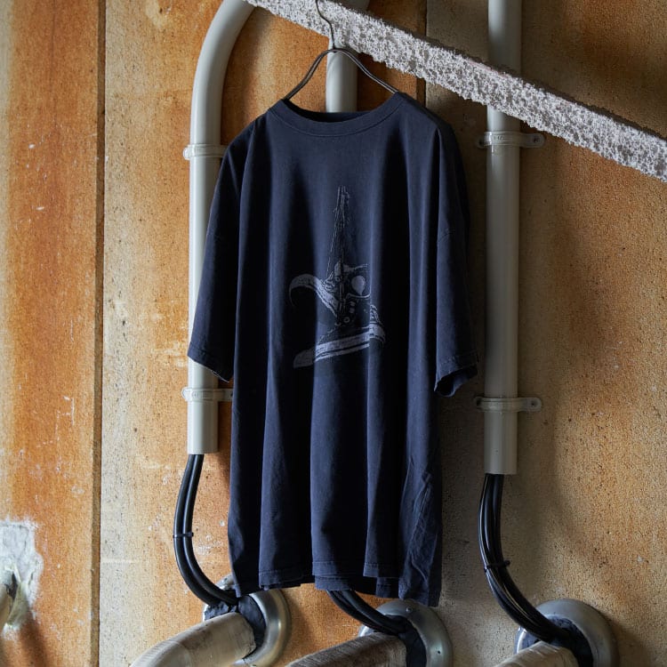 REMI RELIEF [レミレリーフ] 別注 ビッグプリントTシャツ SNEAKERS [RN26349310-JF]