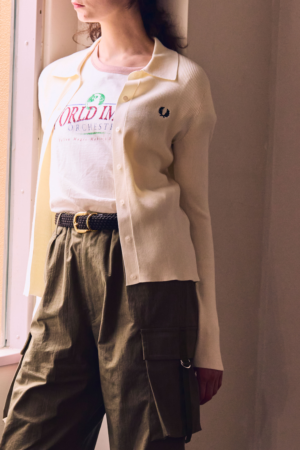 FRED PERRY [フレッドペリー] 別注 ワンポイントロゴ刺繍 リブニットポロシャツ [FPW-24A-002-JF]のコーディネート写真です。