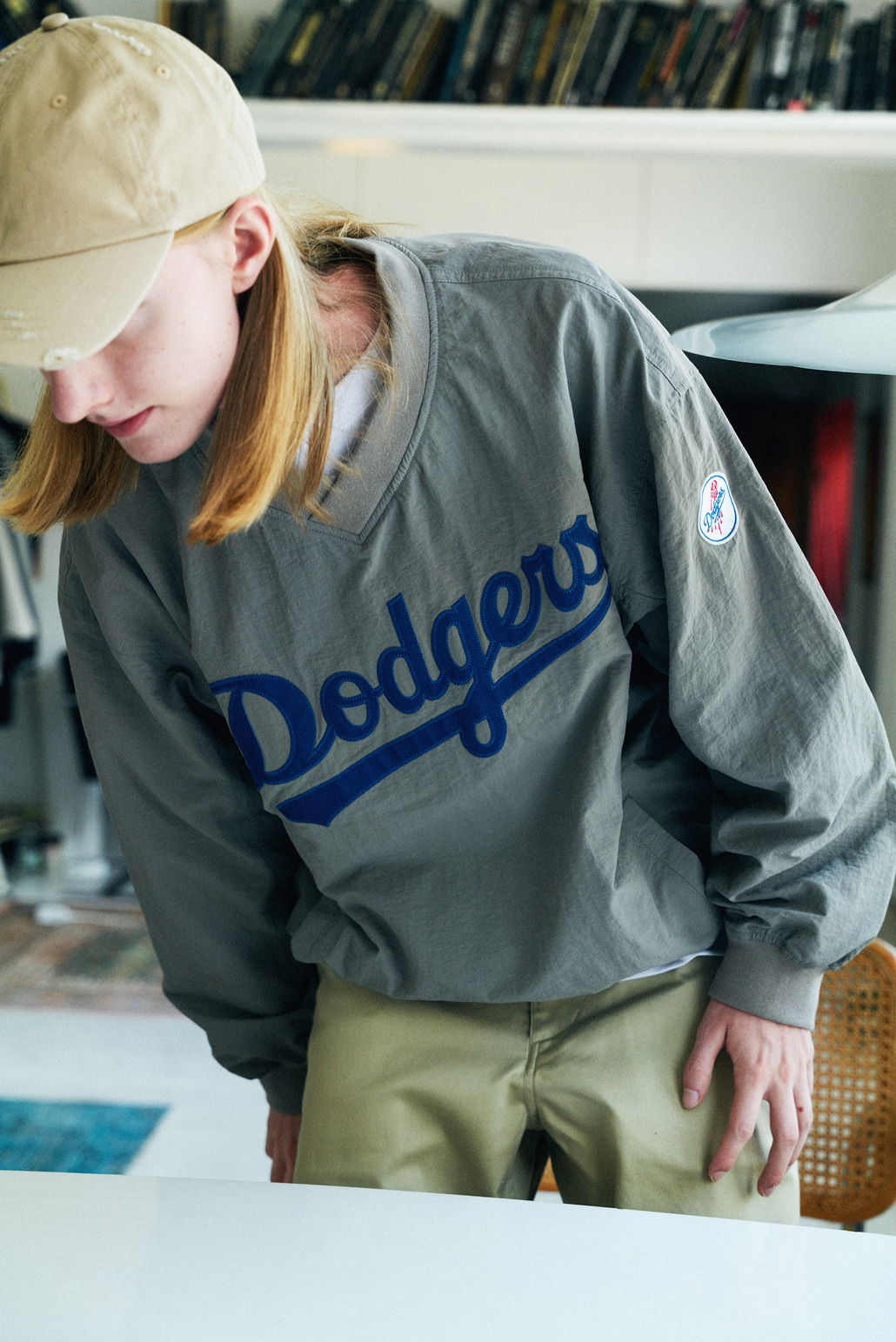 Fanatics [ファナティクス] 別注 MLBロゴ Vネックトレーニングジャケット [OT2224FW0001-JF]