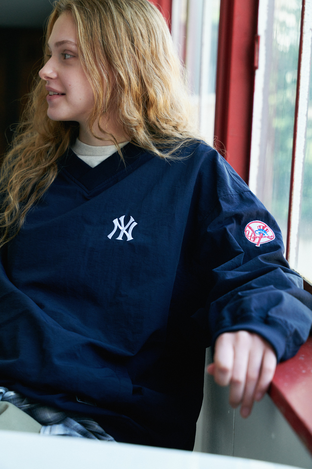 Fanatics [ファナティクス] 別注 MLBロゴ Vネックトレーニングジャケット [OT2224FW0001-JF]