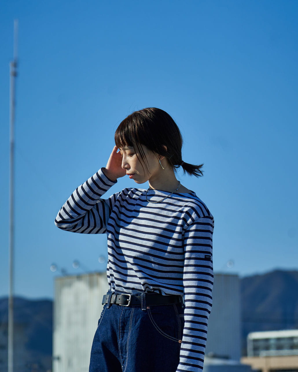 ST.JAMES [セントジェームス] 別注 バスクボーダーロングスリーブTシャツ [OUESSANT-JF]のレディースコーディネート写真です。