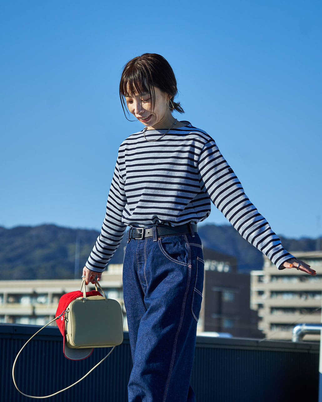 ST.JAMES [セントジェームス] 別注 バスクボーダーロングスリーブTシャツ [OUESSANT-JF]のレディースコーディネート写真です。