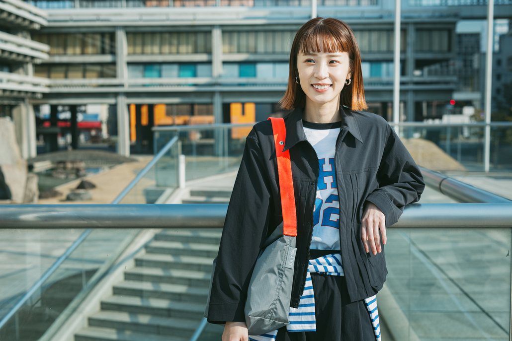 別注UNIVERSAL OVERALLとJULY NINEのコーディネート写真です。
