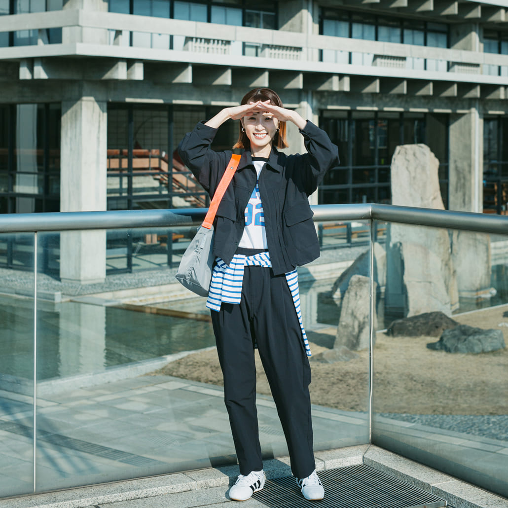 別注UNIVERSAL OVERALLとJULY NINEのコーディネート写真です。