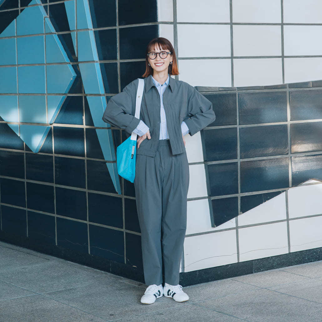 別注UNIVERSAL OVERALLとJULY NINEのコーディネート写真です。