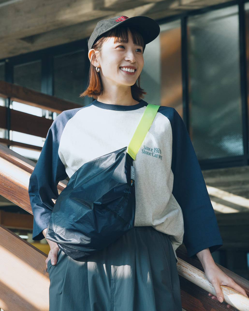 別注UNIVERSAL OVERALLとJULY NINEのコーディネート写真です。