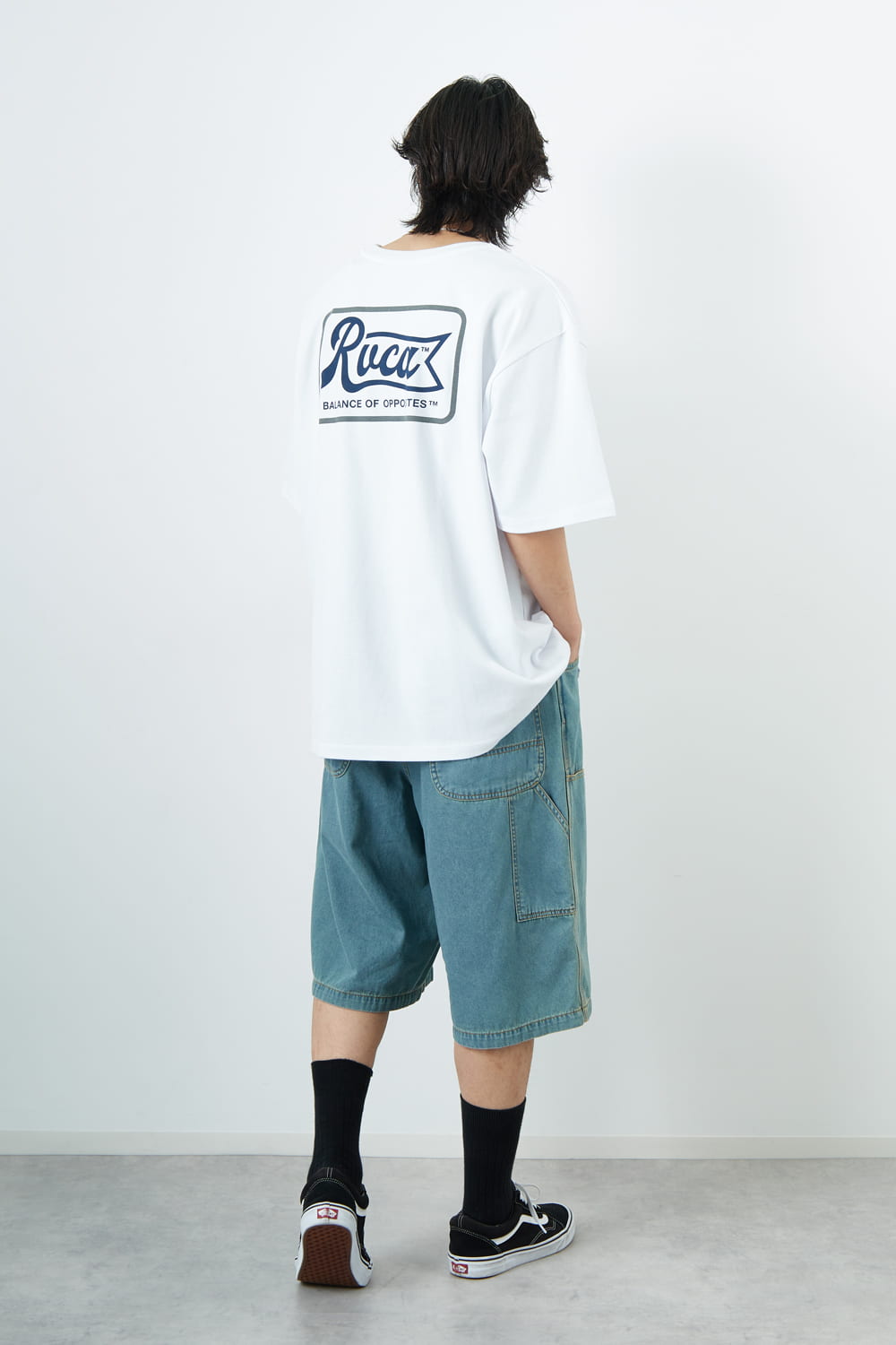 RVCA [ルーカ] PENスクリプトロゴショートスリーブTシャツ [BF041-253]