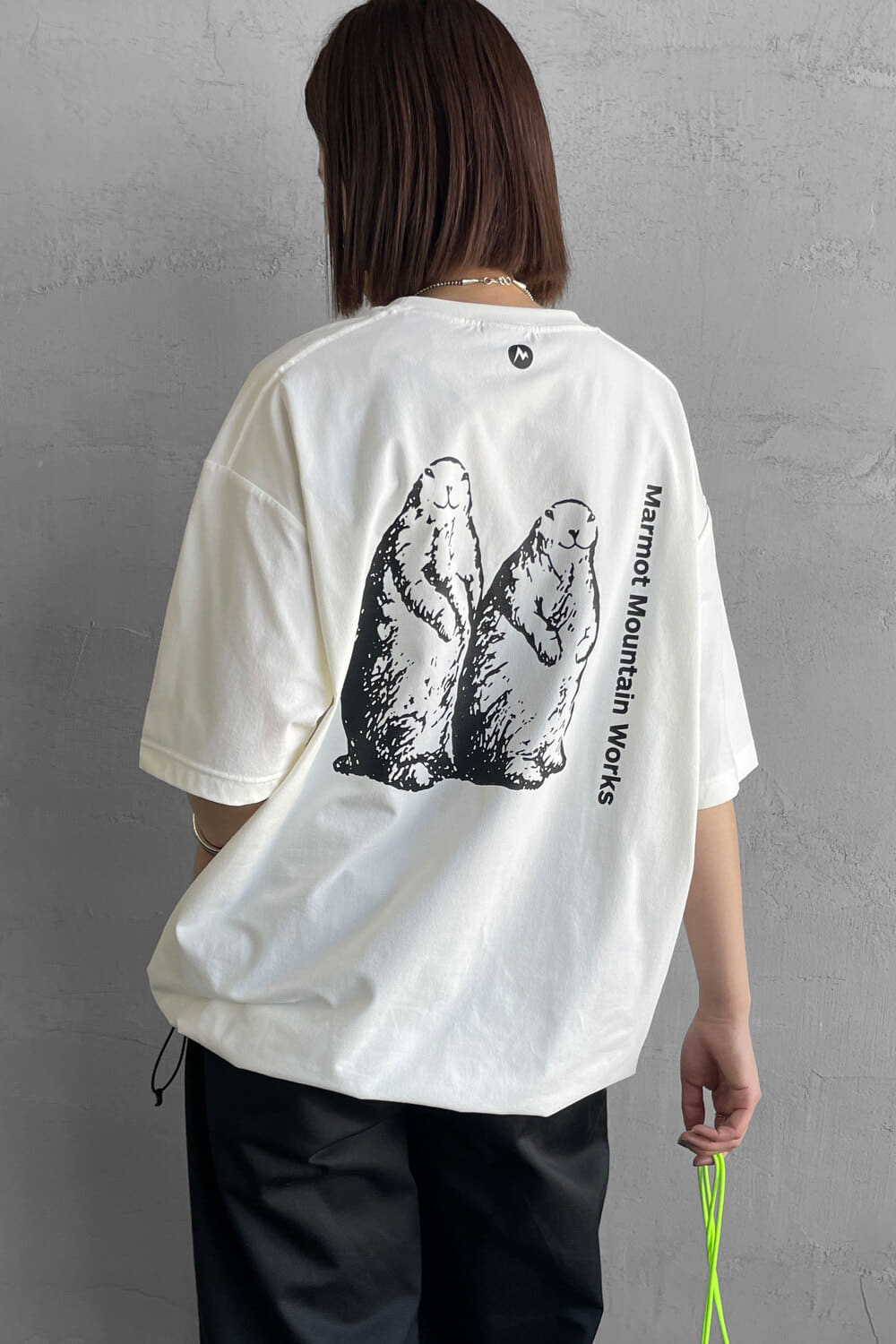 Marmot [マーモット] 別注 ドローコード付き マーモットバックプリントTシャツ [MTSS25MST329IN-JF]