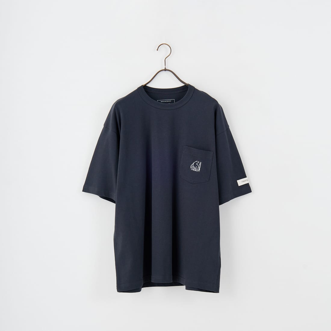 NORDISK [ノルディスク] 別注 ワンポイントポケットTシャツ [NU11505-JF]です。