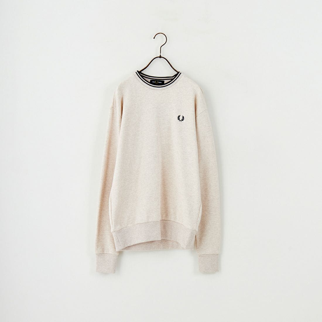 FRED PERRY [フレッドペリー] 別注 ツインティップライン ワンポイントロゴ刺繍クルーネックスウェット [FPM-25A-025JF]