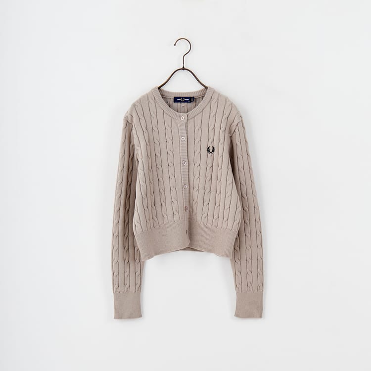 【予約商品】FRED PERRY [フレッドペリー] 別注 ケーブルニットカーディガン [FPW-25A-008JF]です。