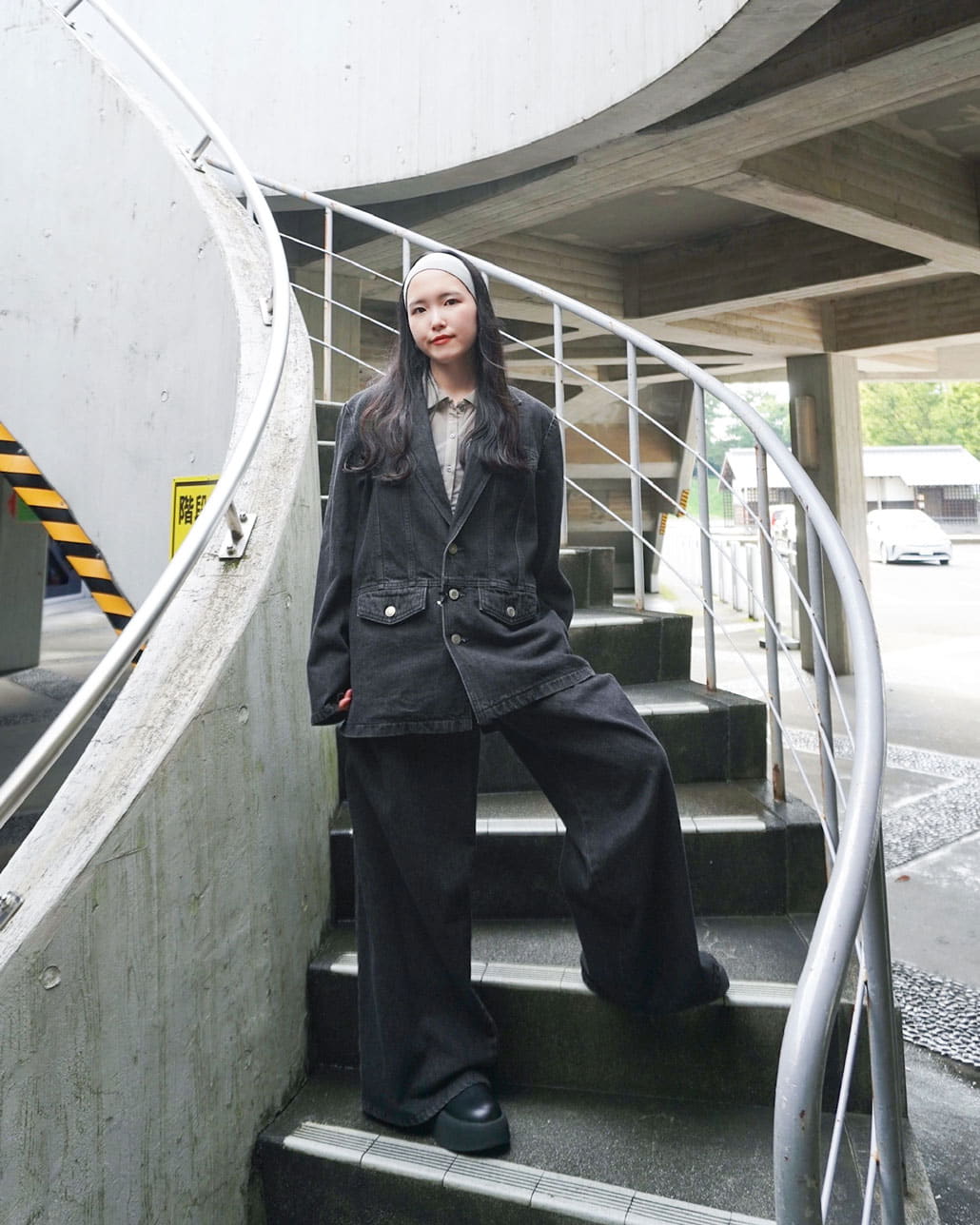 「秋はじめ、デニムはじめ」人気レディーススタッフが選ぶ、秋のおススメデニム特集のスタイリング写真です。