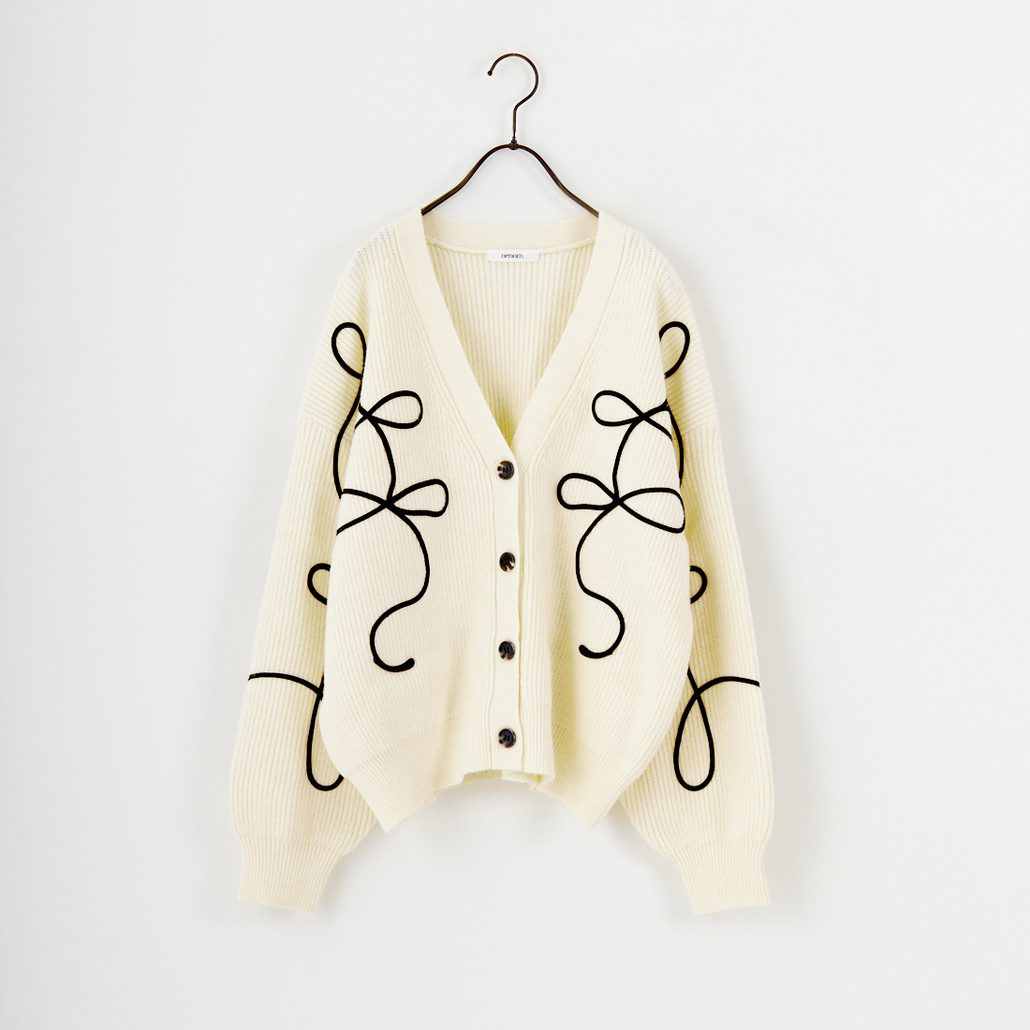 nenom [ネノム] コード刺繍 Vネックニットカーディガン [NE25131038]