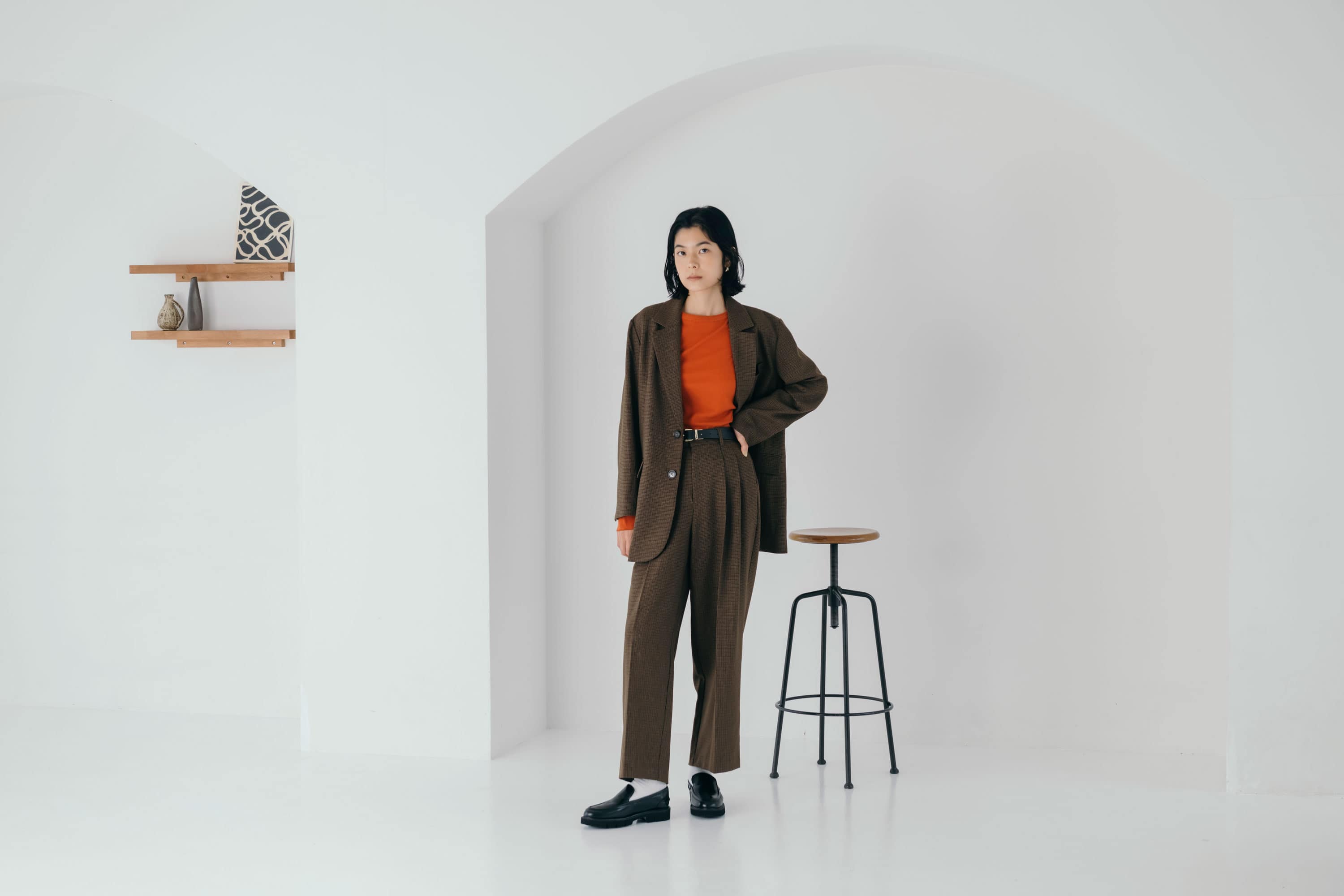 USINE +PLUS SERIES｜上質感・機能的・イージーケア 忙しい日々のファッションにほんの少しの“ゆとり”をプラスしたい大人のためのワードローブの特集バナーです。