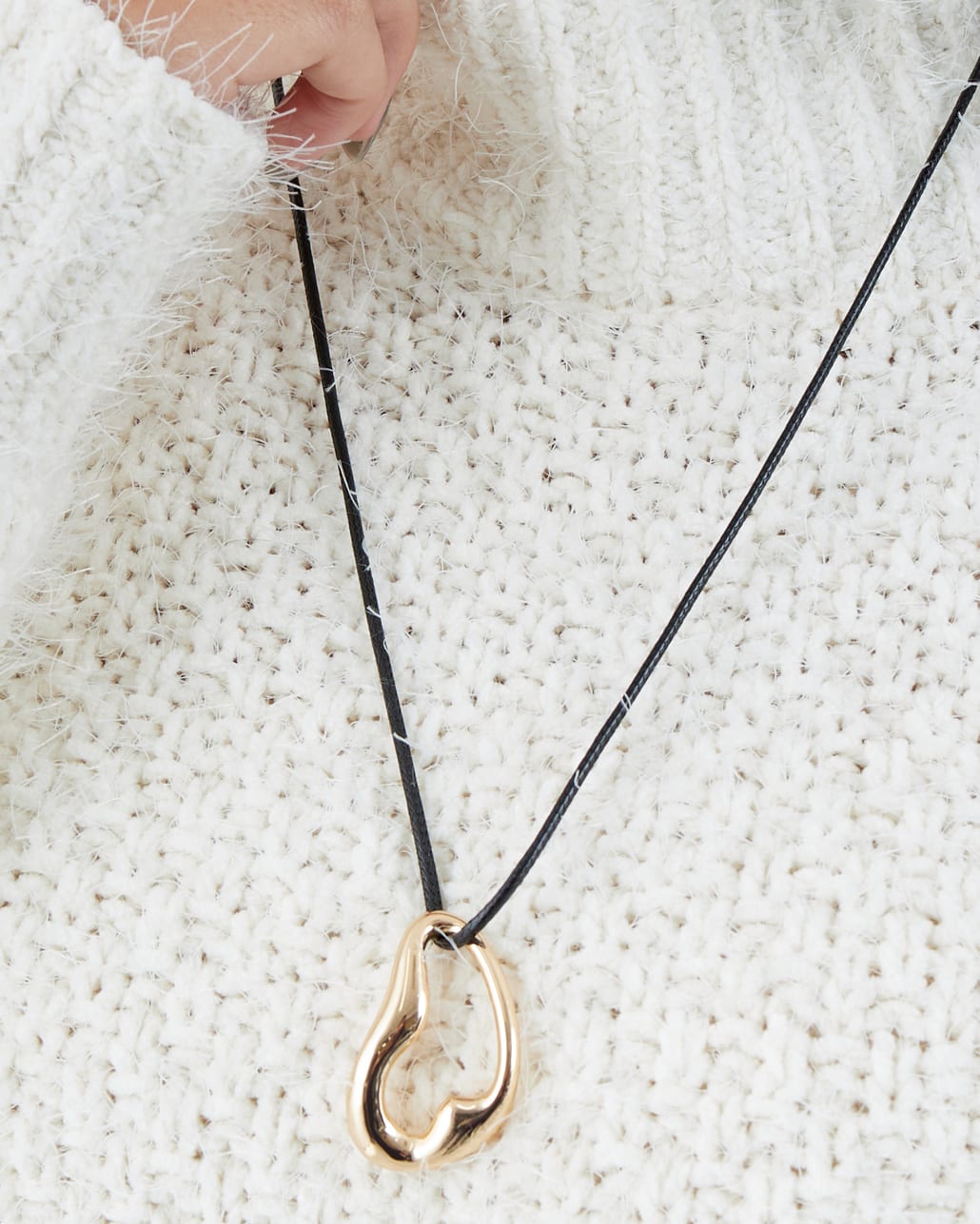 CHIGNON [シニヨン] オブジェモチーフコードチョーカー [0055-346SH]