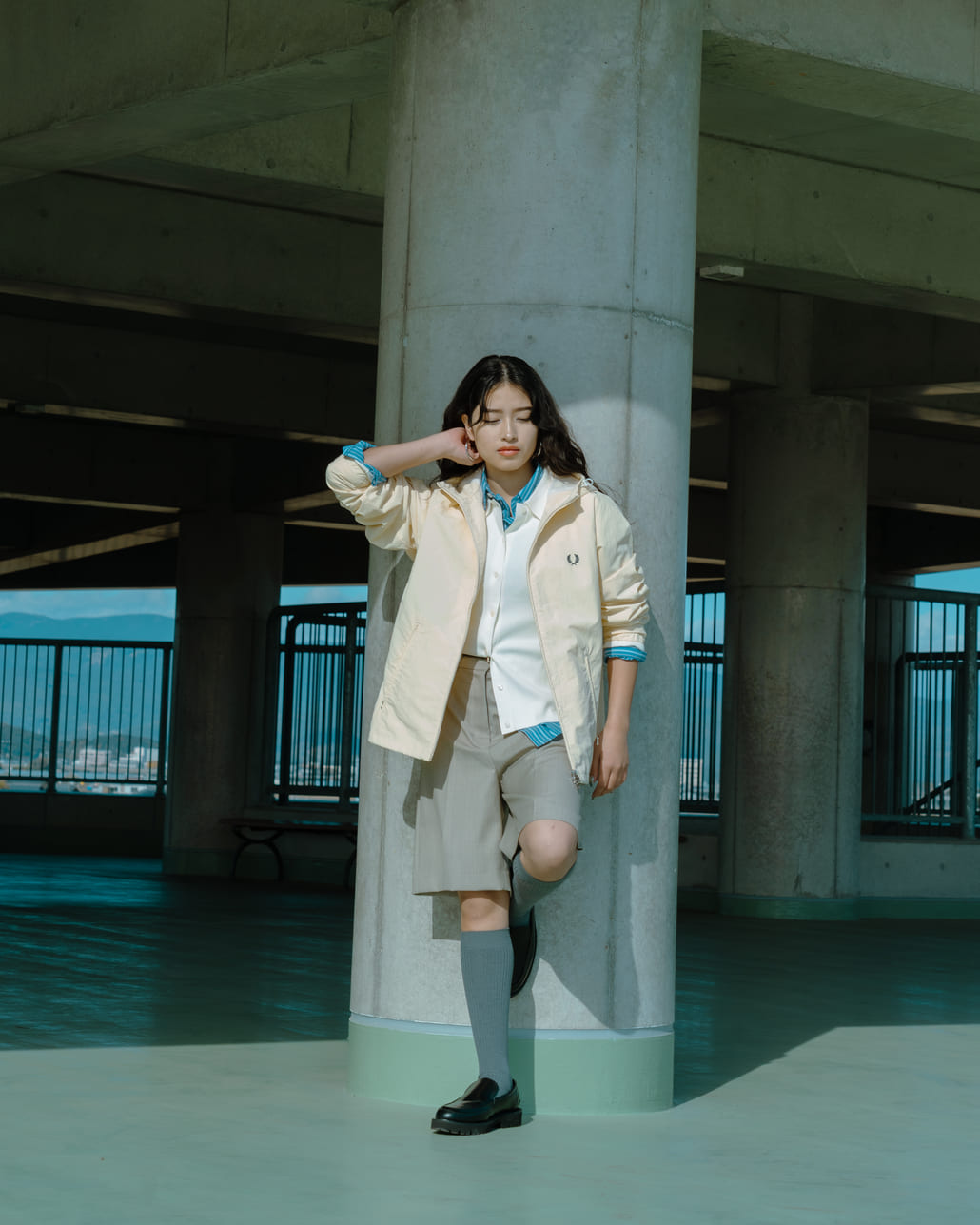 FRED PERRY [フレッドペリー] 別注 フード刺繍 ナイロンシェルジャケット [FPM-25A-031JF]です。