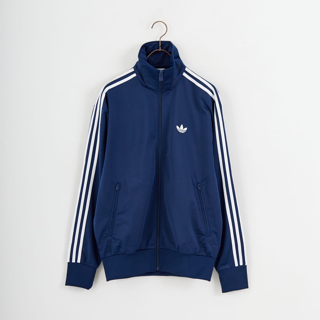 adidas Originals [アディダス オリジナルス] ファイヤーバード トラックトップ [TB671]です。