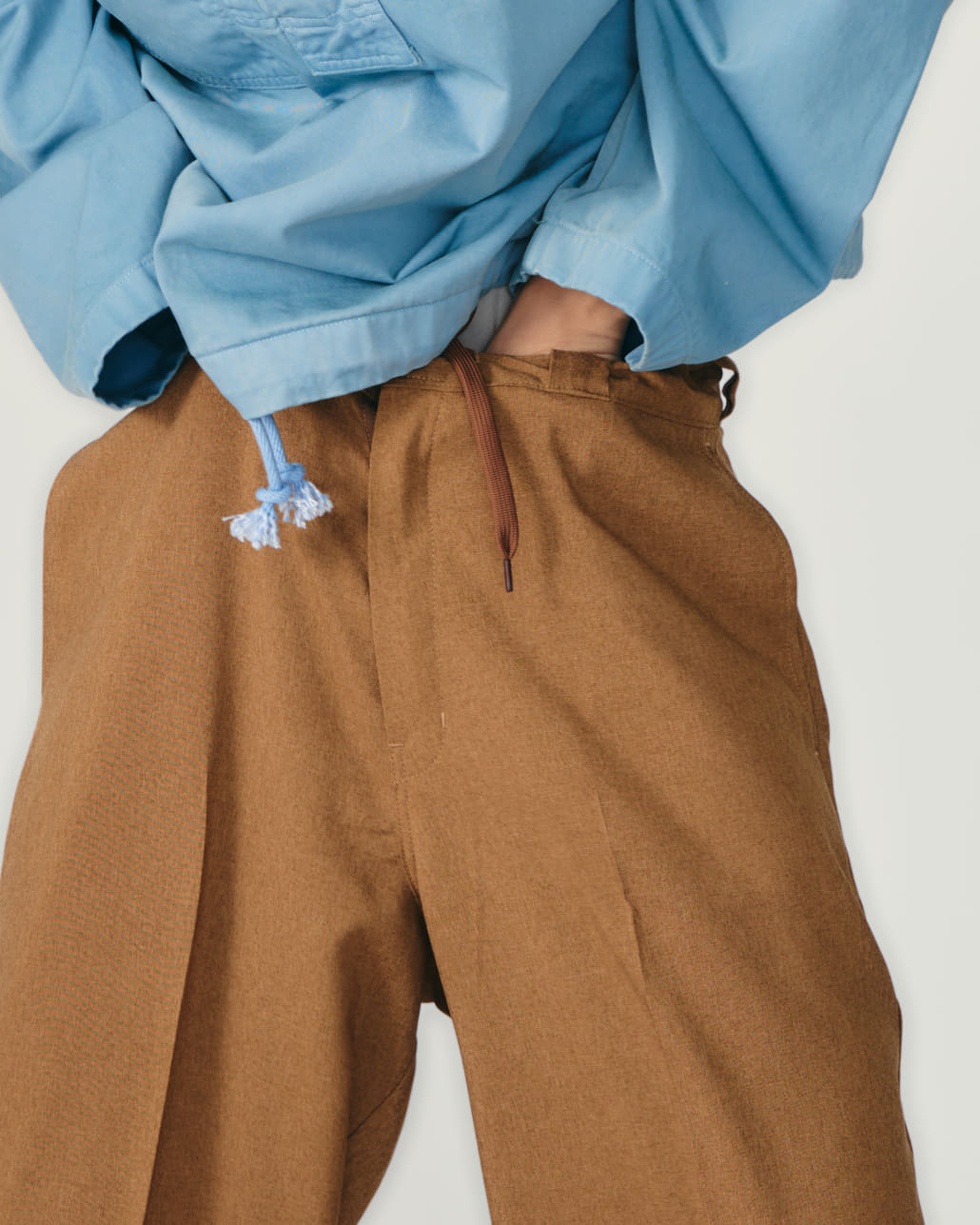 Dickies [ディッキーズ] 別注 グランパパンツ [261M40IN01-JF]です。