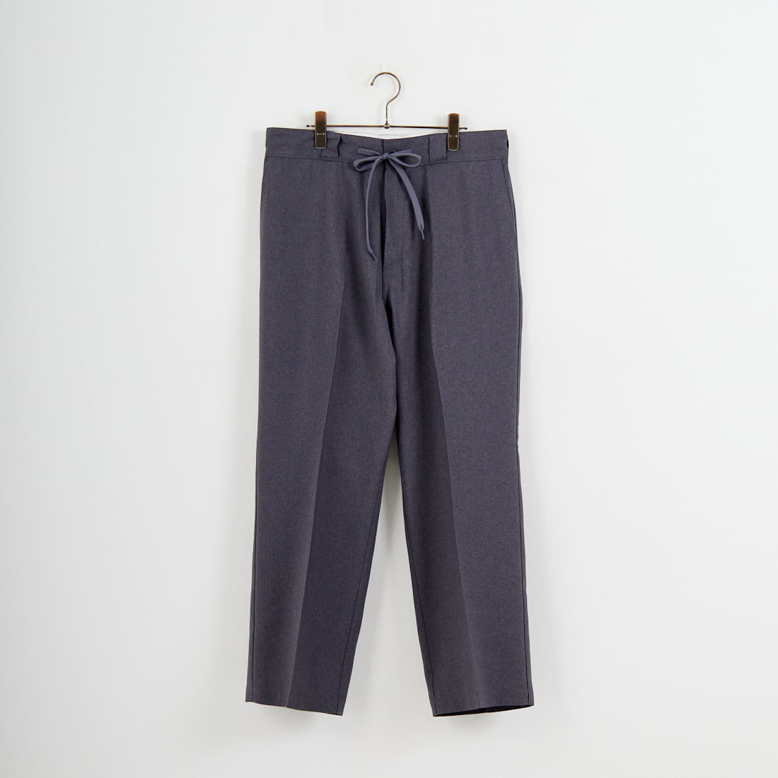 Dickies [ディッキーズ] 別注 グランパパンツ [261M40IN01-JF]です。