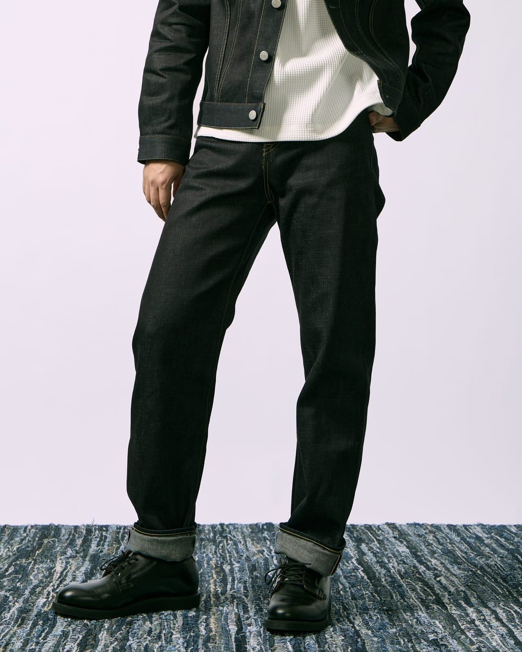 MOMOTARO JEANS [モモタロウ ジーンズ] スタンダード ストレート 14.7oz ジップフライ [MMJZ0100]です。