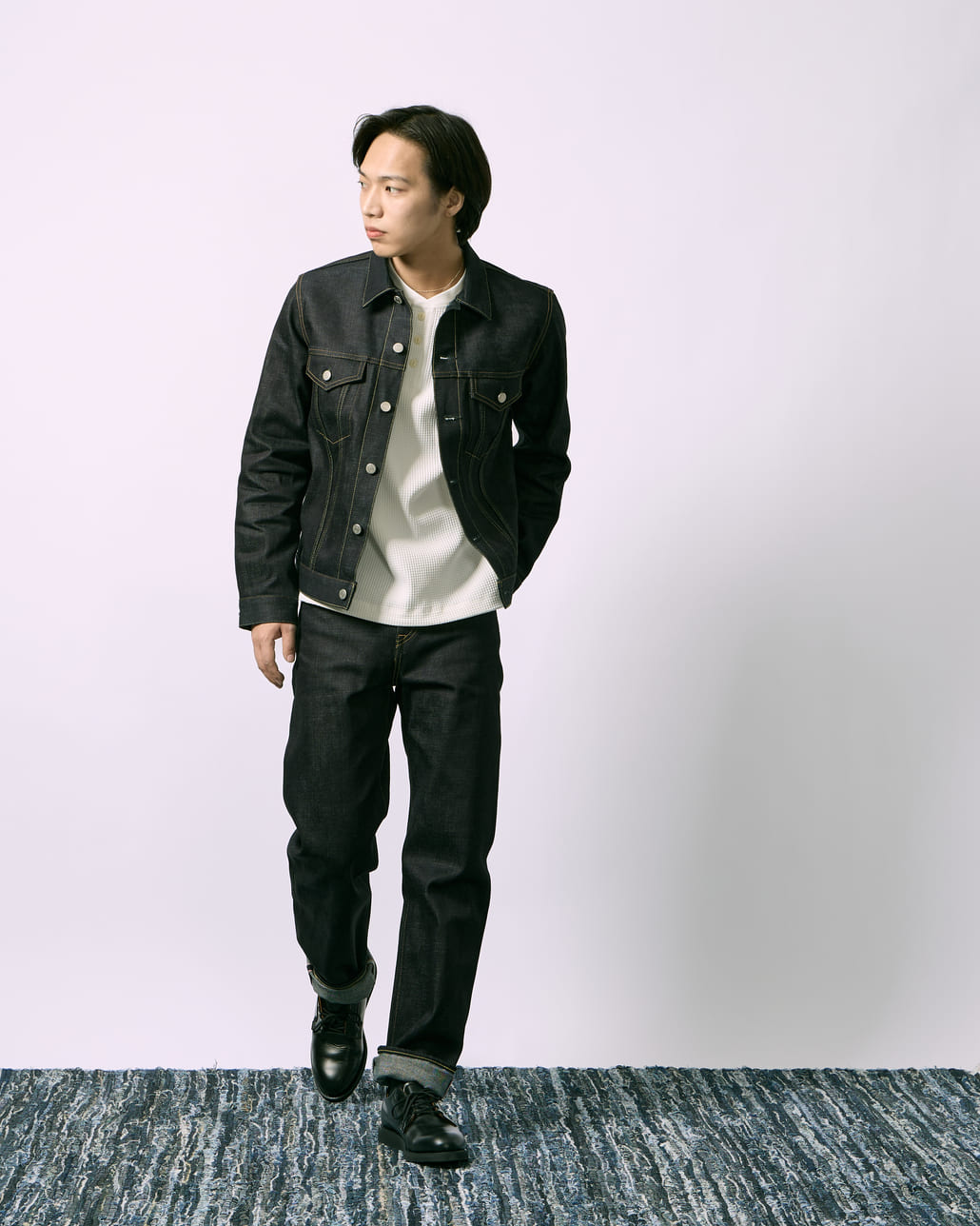 MOMOTARO JEANS [モモタロウ ジーンズ] スタンダード ストレート 14.7oz ジップフライ [MMJZ0100]です。