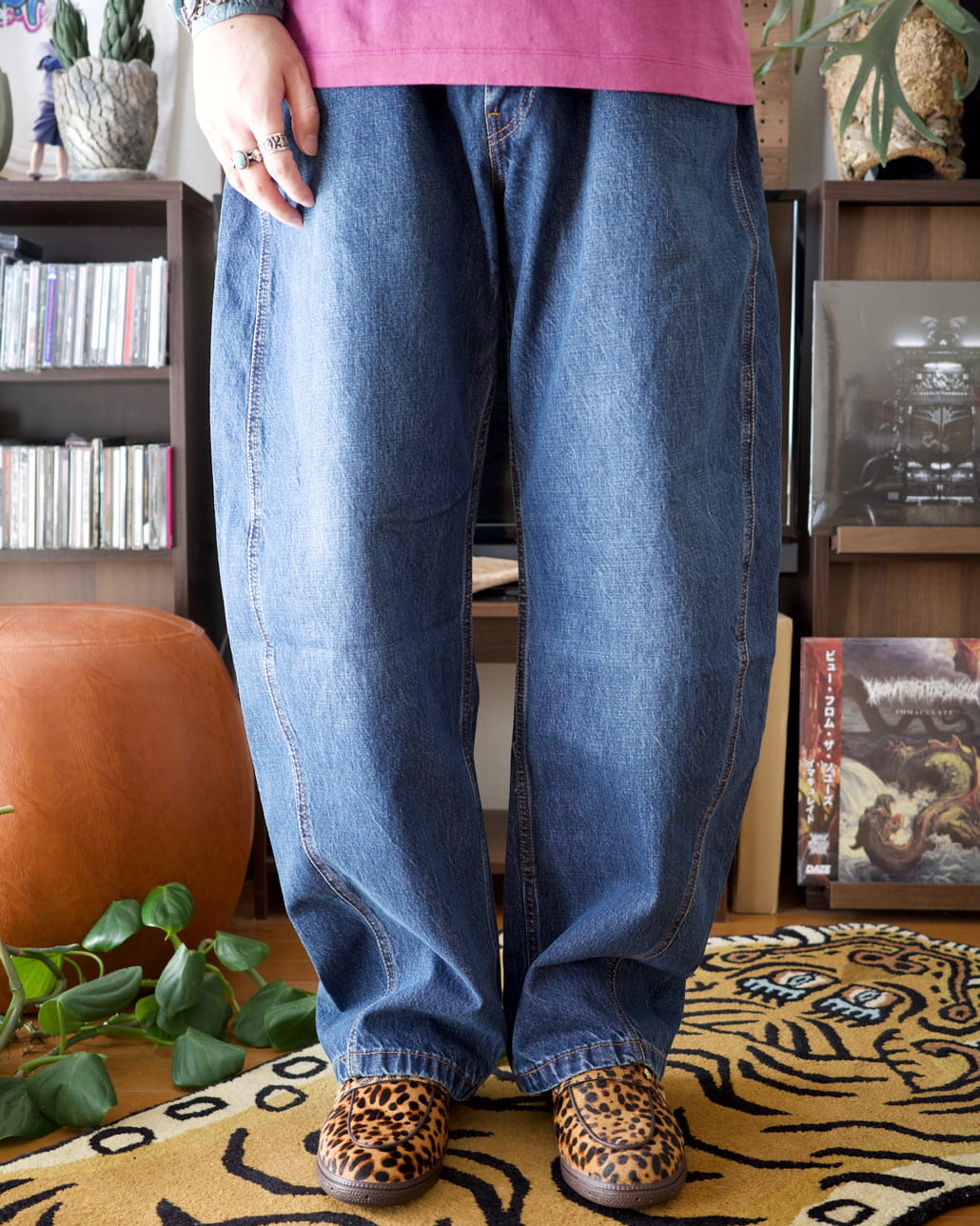 ジーンズファクトリースタッフのデニムスタイリングです。