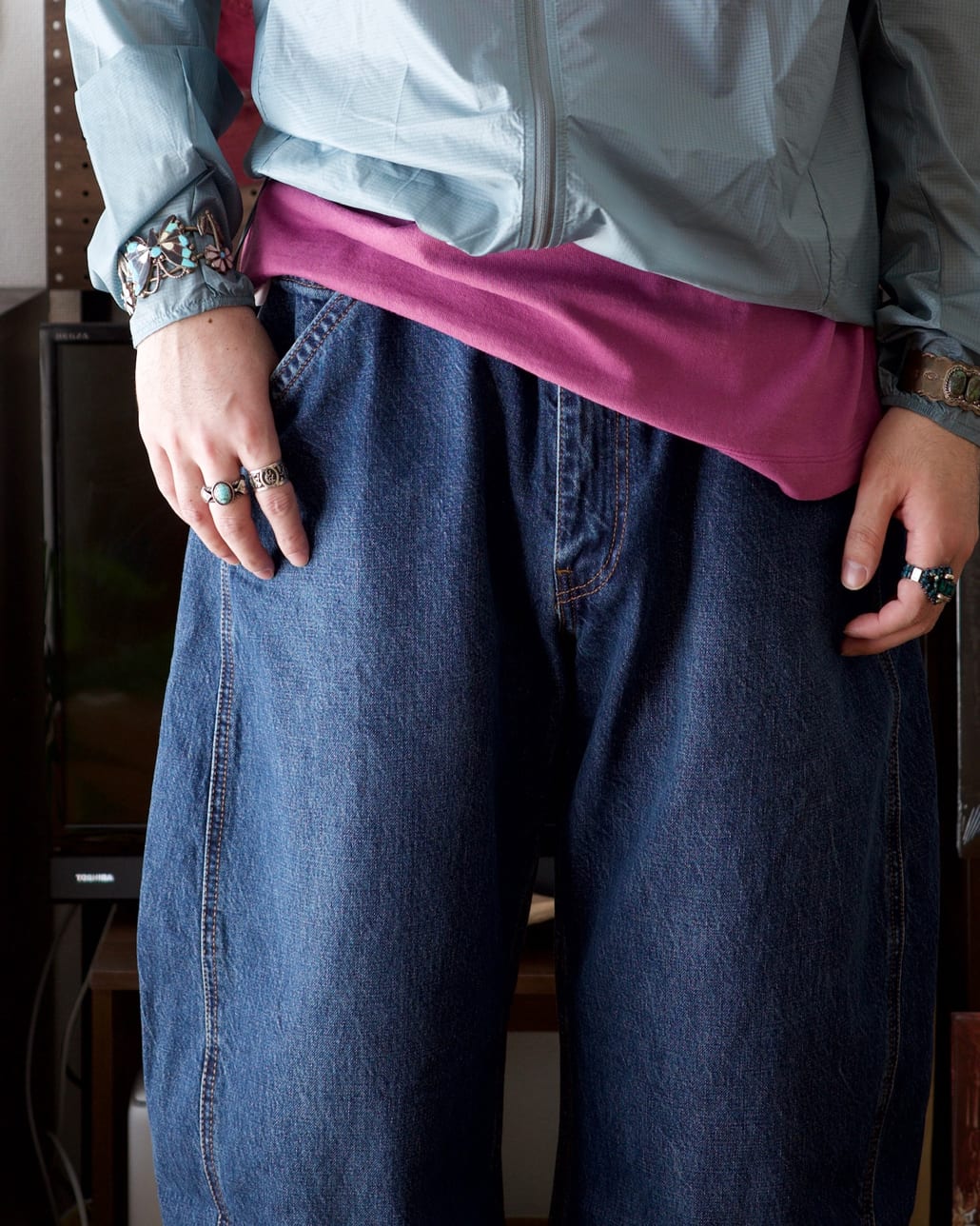 ジーンズファクトリースタッフのデニムスタイリングです。