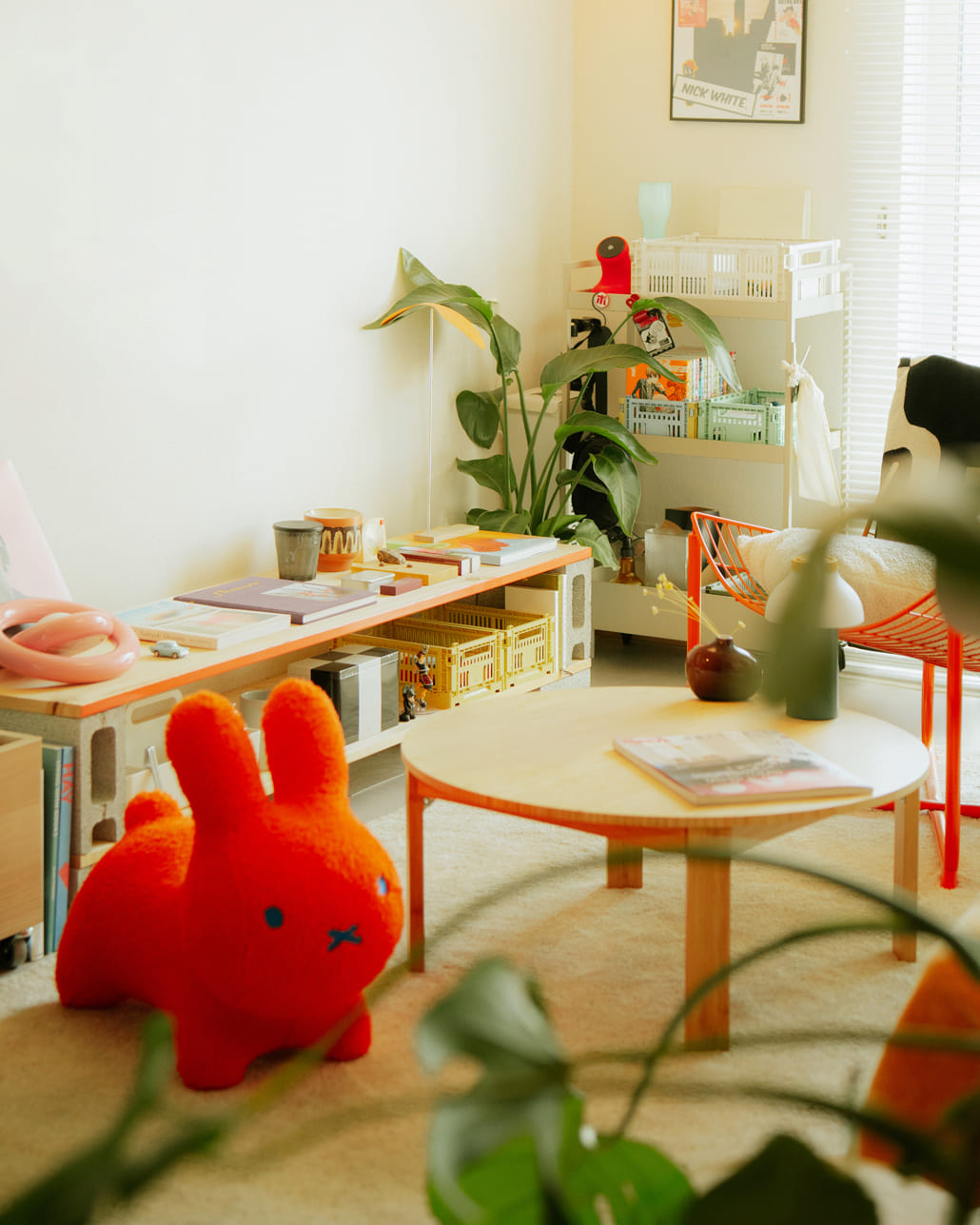 北欧発インテリアブランド HAY(ヘイ)とHyumaが描く、暮らしの空間のイメージ画像です。