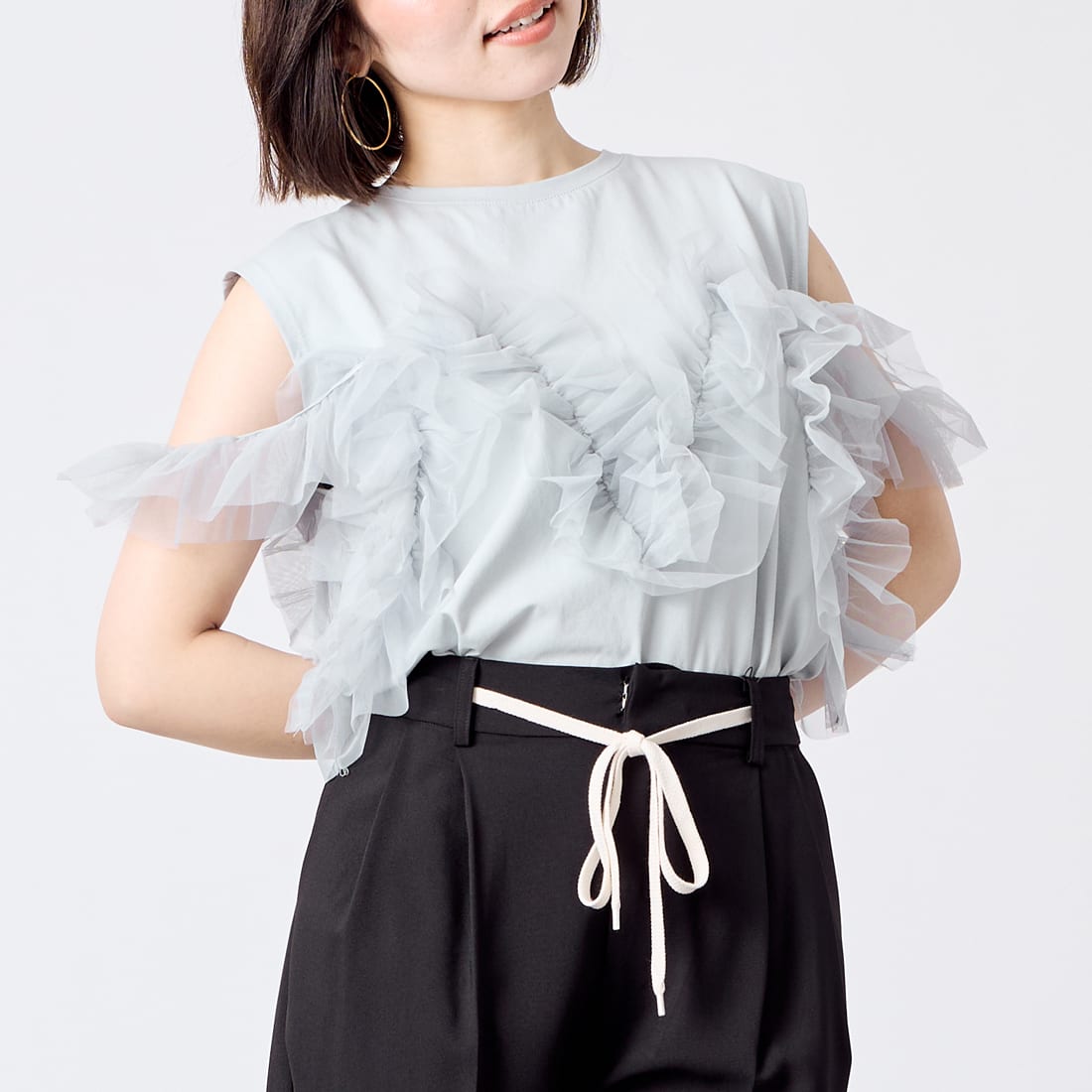 TULLE FRILL SLEEVELESS T-SHIRTS