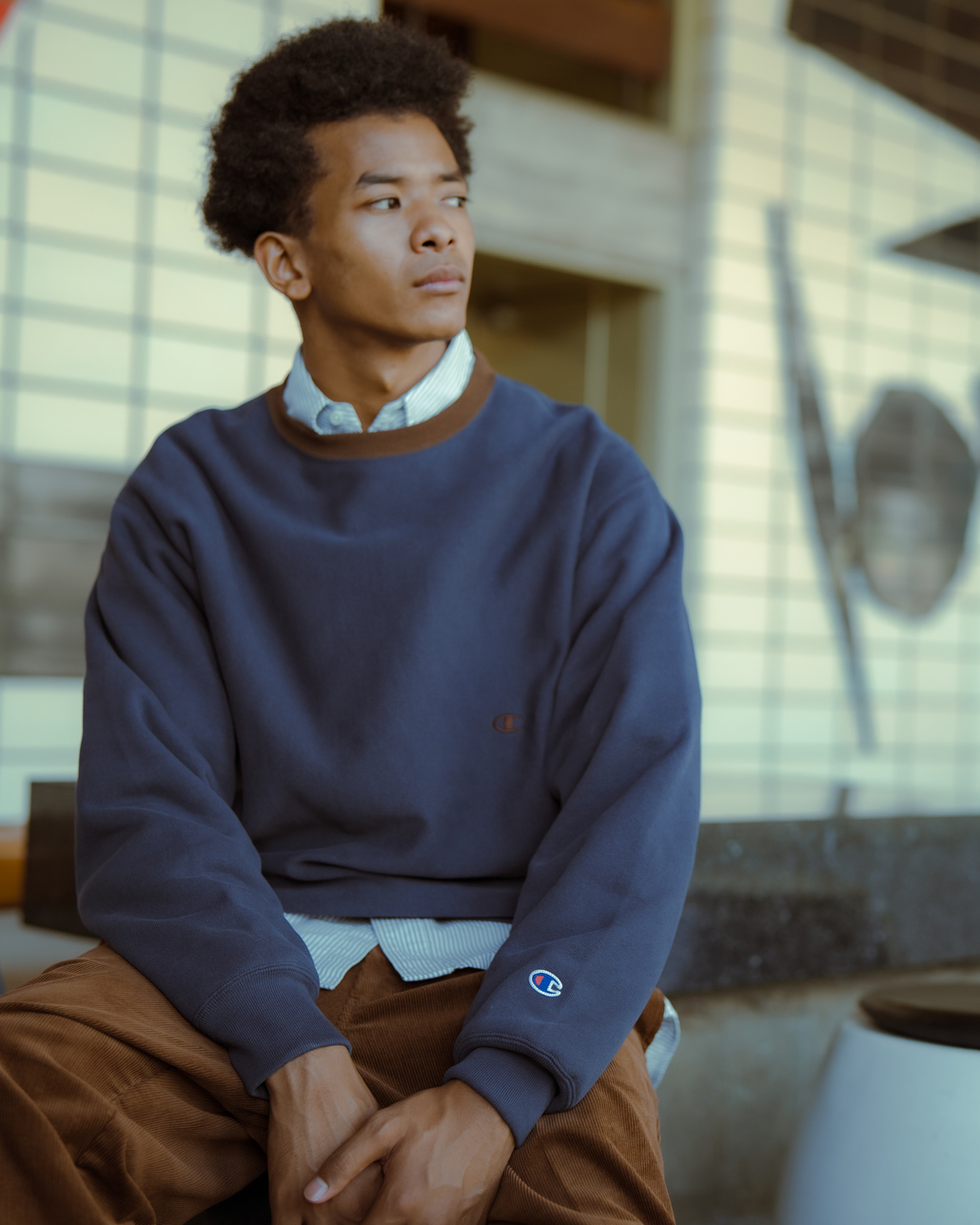 Champion [チャンピオン] 別注 スリーアイコン ロゴ刺繍スウェット [C8-E024-JF]です。