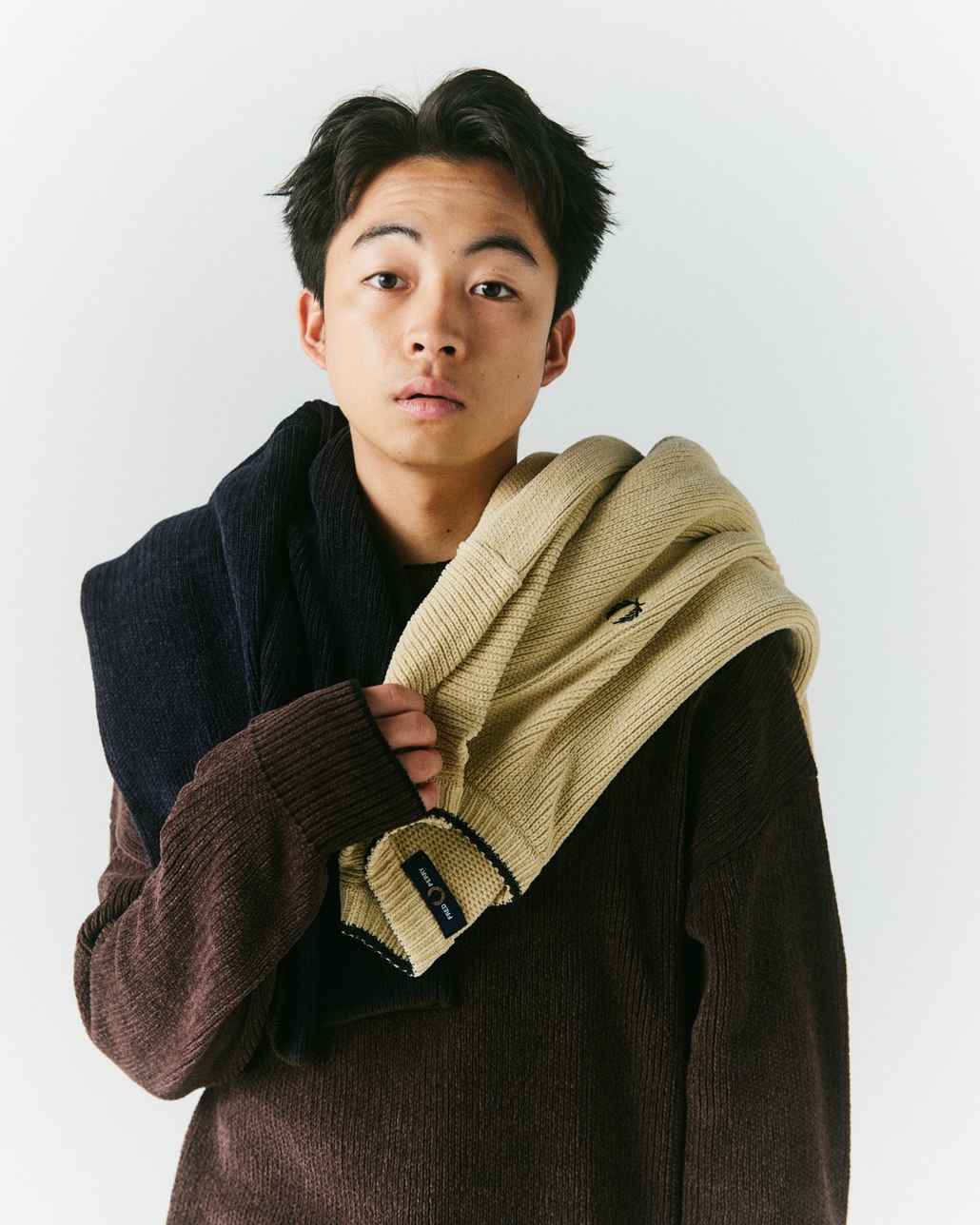 FRED PERRY [フレッドペリー] 別注 ワンポイントロゴ刺繍 クルーネックモールニット [FPM-26A-007JF]です。