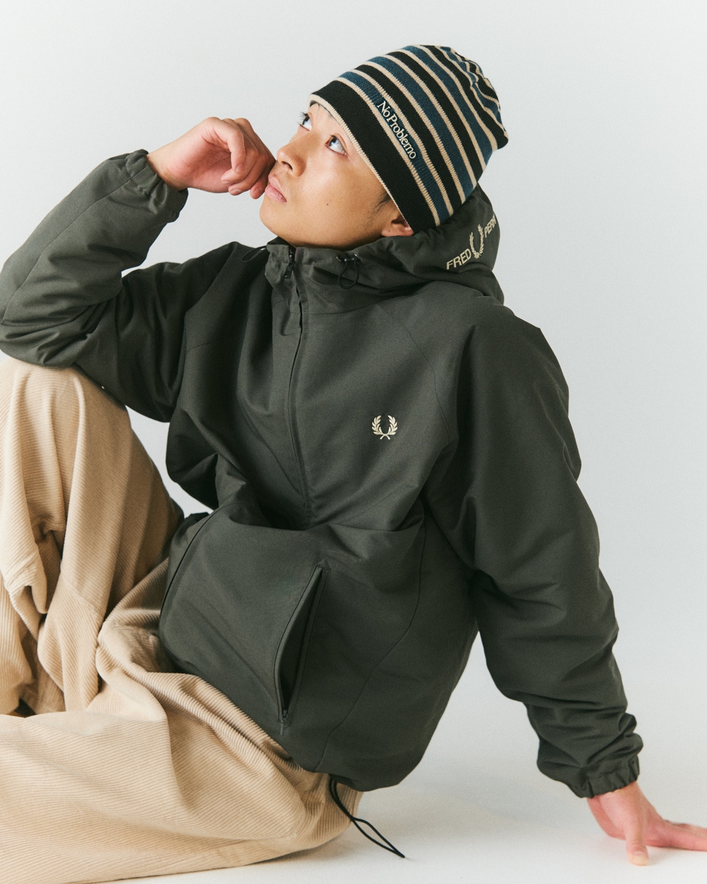 FRED PERRY [フレッドペリー] 別注 パデッド フード刺繍シェルジャケット [FPM-26A-002JF]です。
