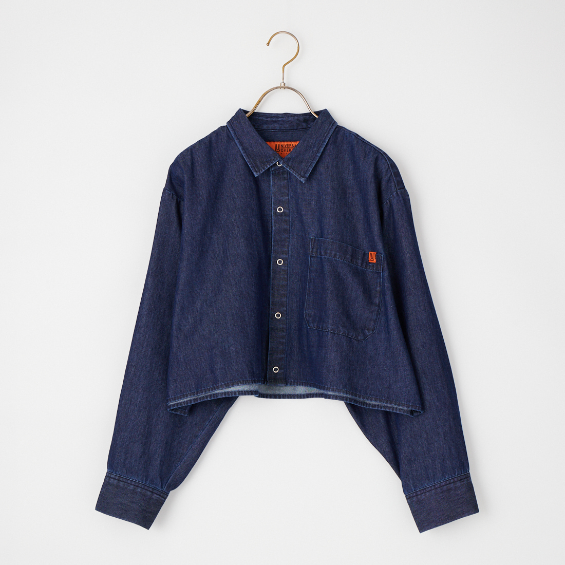 UNIVERSAL OVERALL [ユニバーサルオーバーオール] 別注 ショート丈 ビッグポケットシャツ [U2632158IN-JF]です。