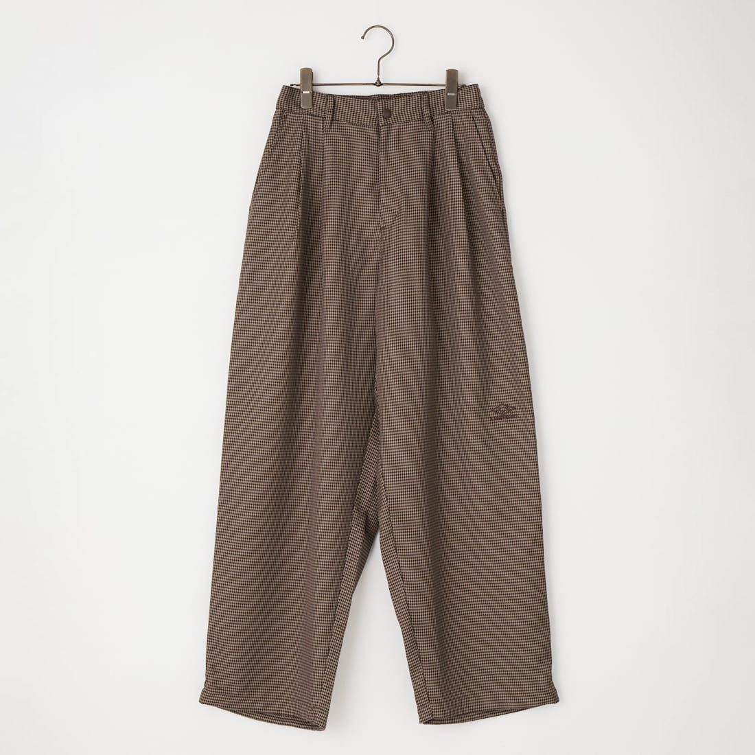 UMBRO [アンブロ] 別注 ワイドトラックパンツ [201NK26AW-PT12-JF]