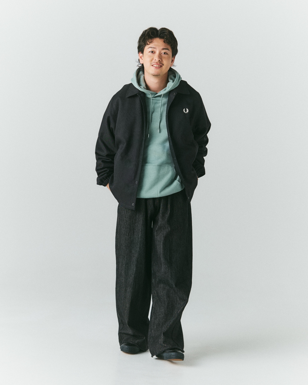 FRED PERRY [フレッドペリー] 別注 パデッドボタン 中綿ジャケット [FPM-26A-003JF]です。