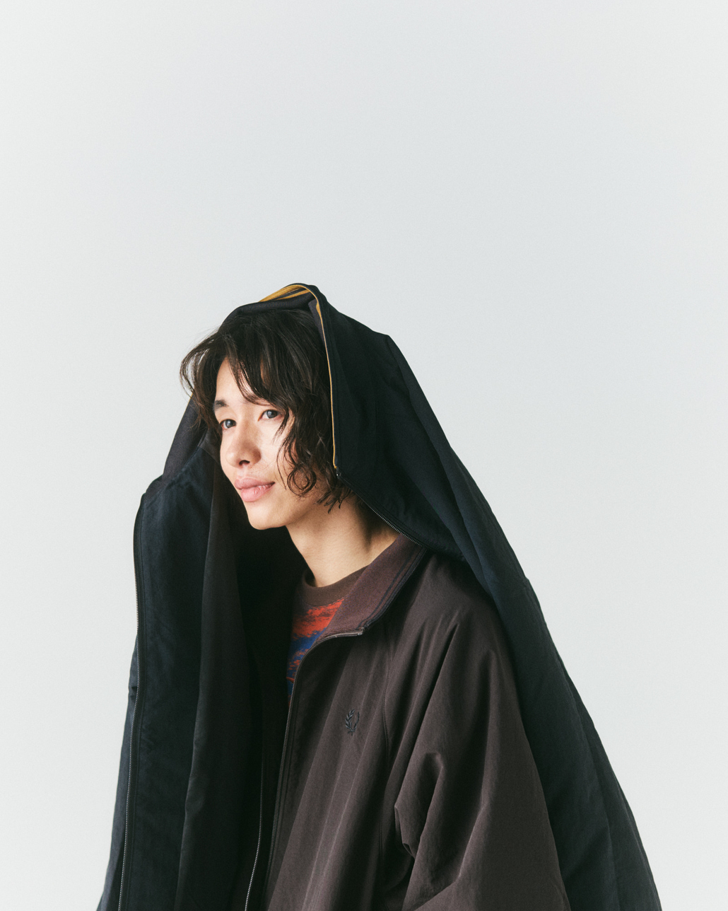 FRED PERRY [フレッドペリー] 別注 ナイロン シェルジャケット [FPM-26A-004JF]です。