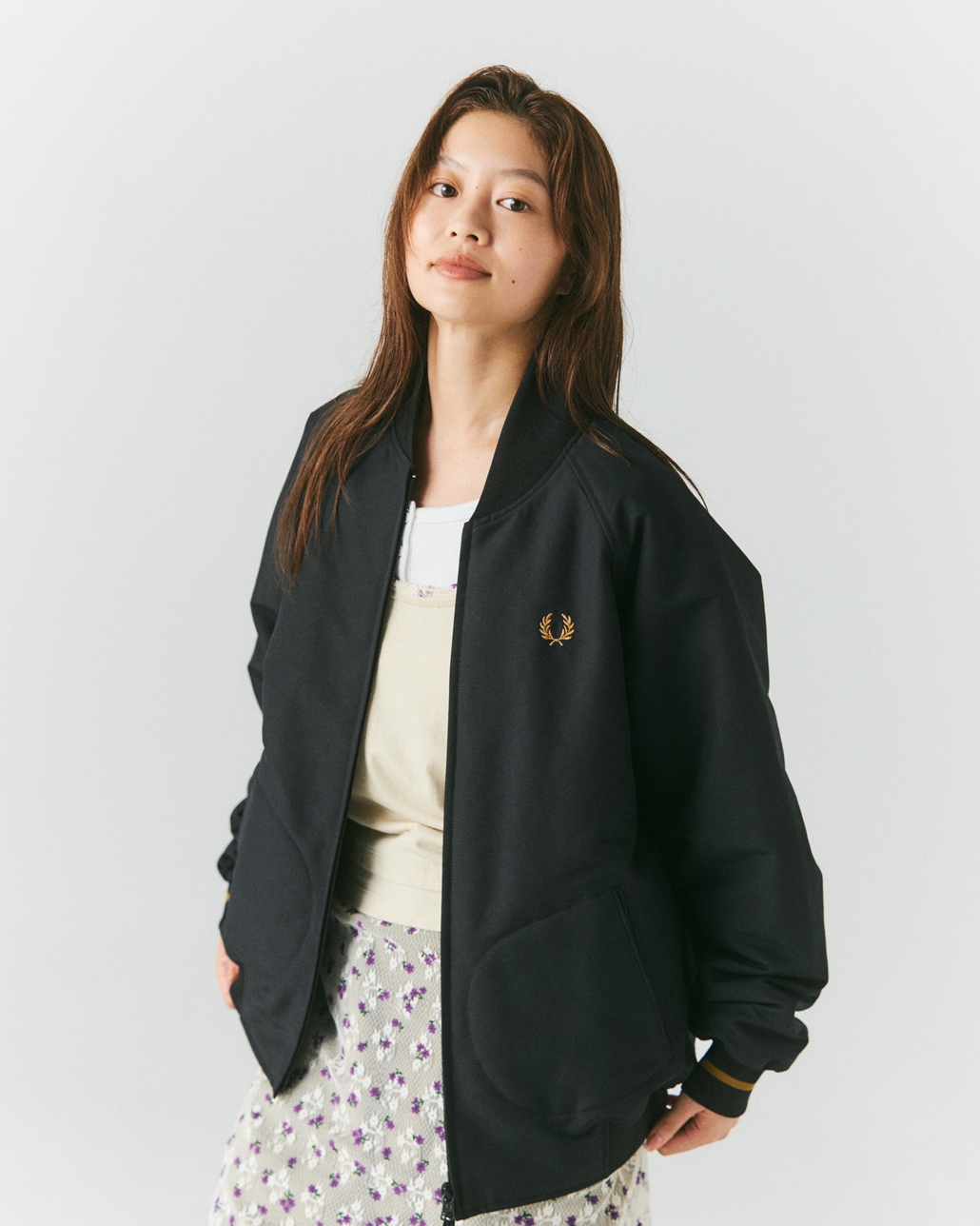 FRED PERRY [フレッドペリー] 別注 テニスボンバージャケット [FPM-26A-001JF]です。