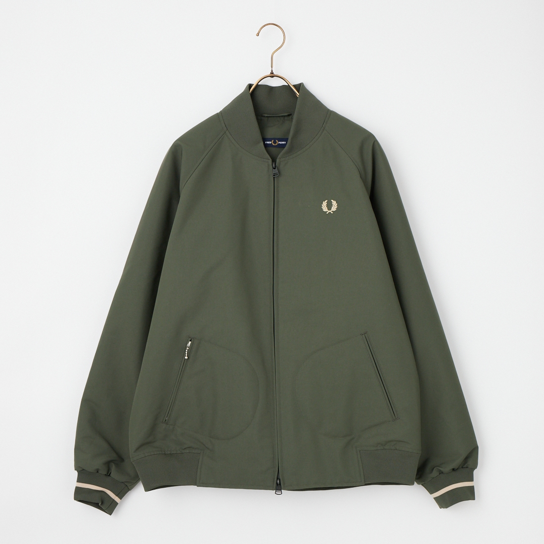 FRED PERRY [フレッドペリー] 別注 テニスボンバージャケット [FPM-26A-001JF]です。