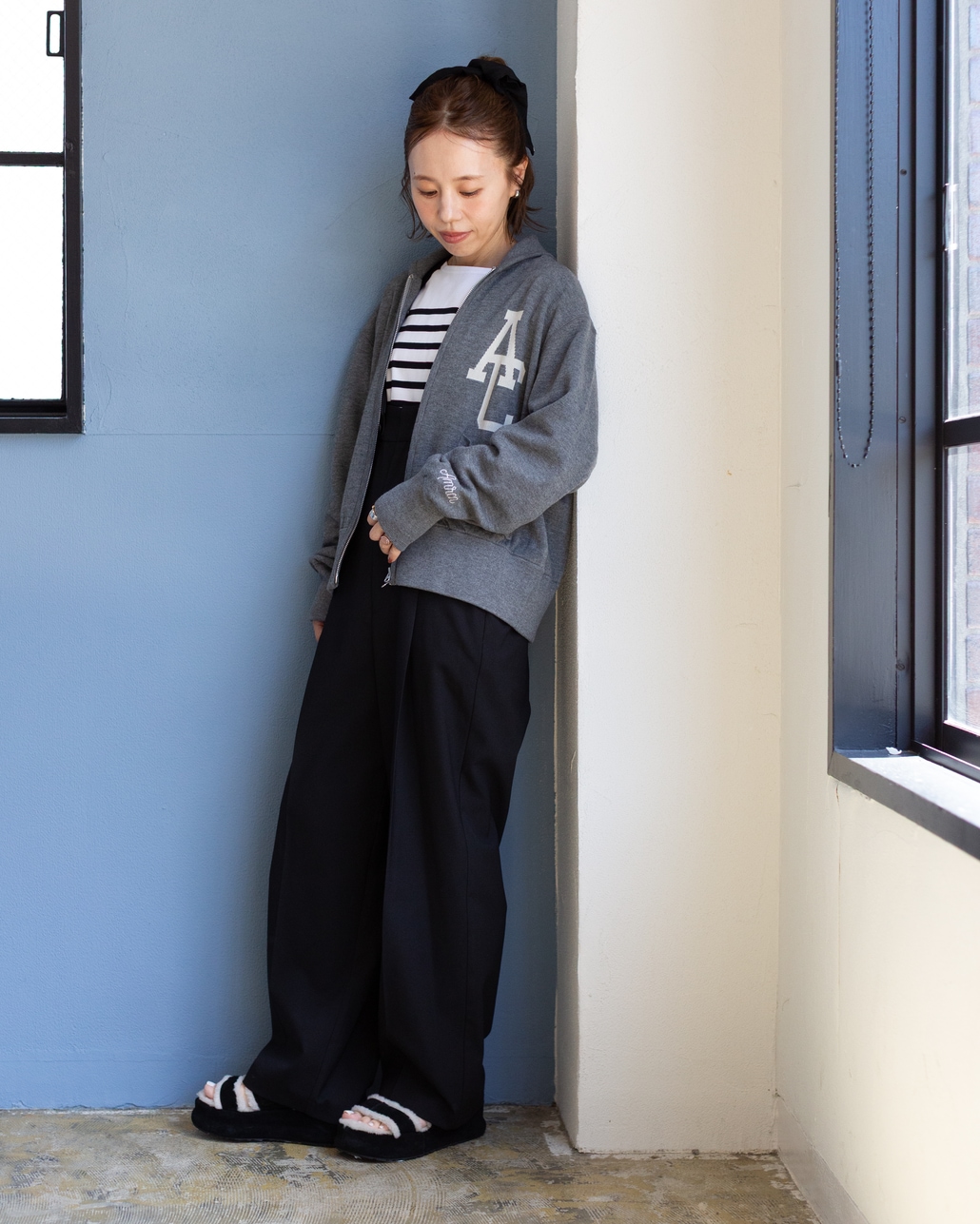 Americana × JEANS FACTORY [アメリカーナ × ジーンズファクトリー] 別注 ACロゴ ニットジップカーディガン [ASO-C-901-1-JF]のコーディネートです。