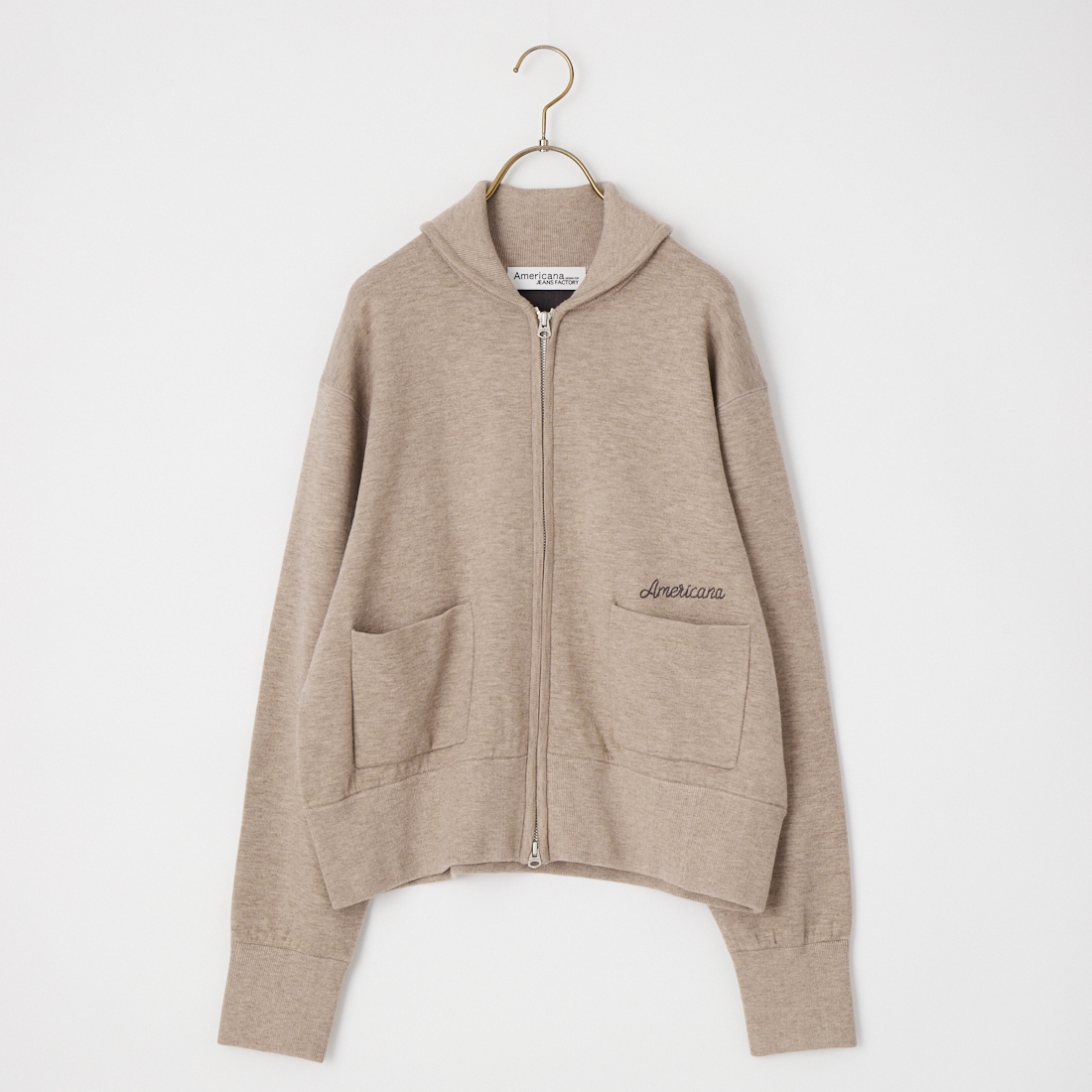 Americana × JEANS FACTORY [アメリカーナ × ジーンズファクトリー] 別注 AMRCNAロゴ ニットジップカーディガン [ASO-C-901-2-JF]のアイテム画像です。