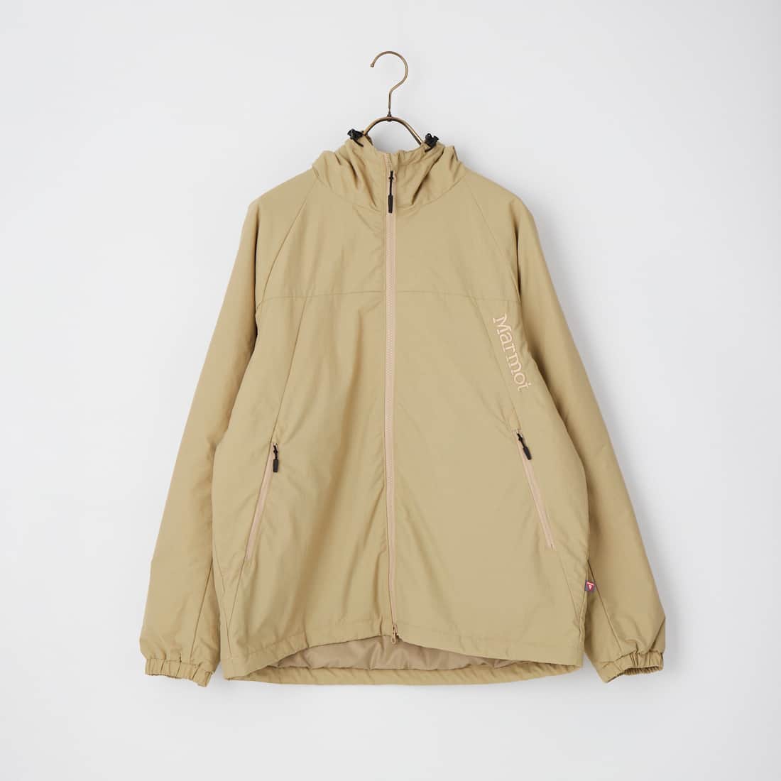 Marmot [マーモット] 別注 プリマロフト 中綿入りフードジャケット [MTFW26UJK348IN-JF]です。