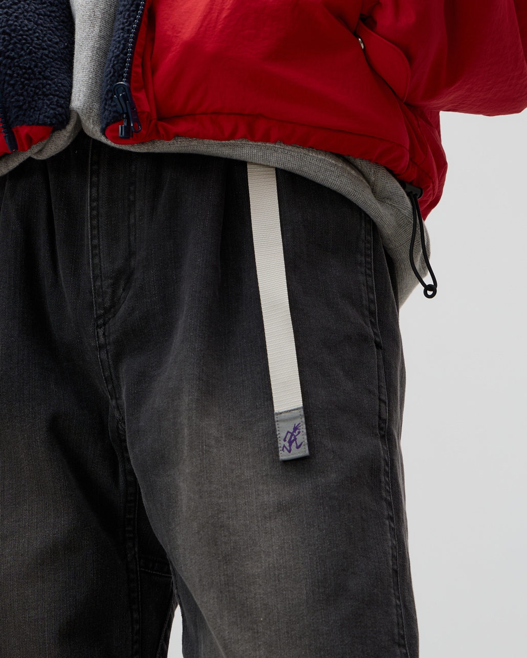 GRAMiCCi [グラミチ] 別注 ストレッチデニム エブリデイパンツ [DENIM-EVERYDAY-JF]のコーディネート・イメージ写真です。