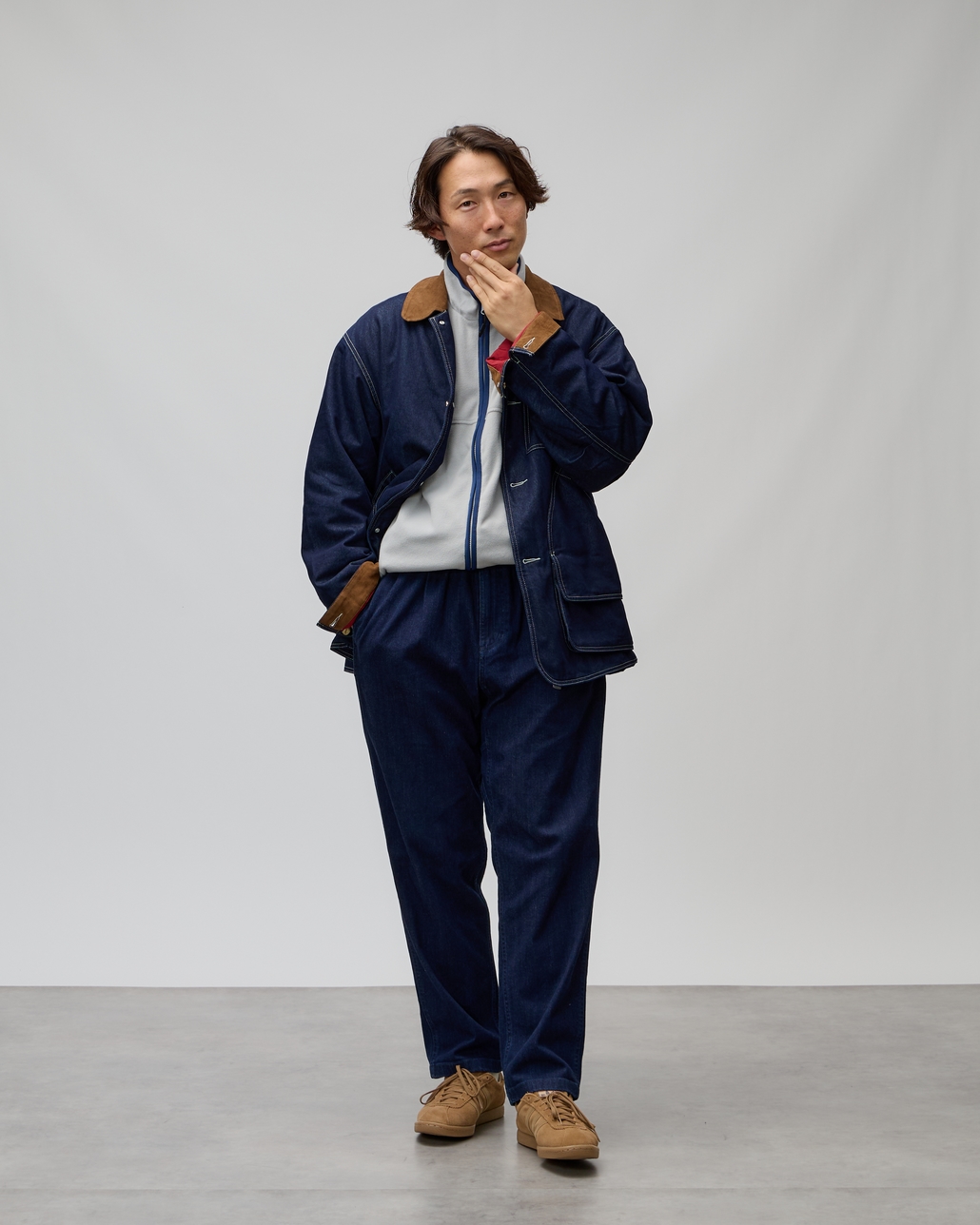 GRAMiCCi [グラミチ] 別注 ストレッチデニム エブリデイパンツ [DENIM-EVERYDAY-JF]のコーディネート・イメージ写真です。
