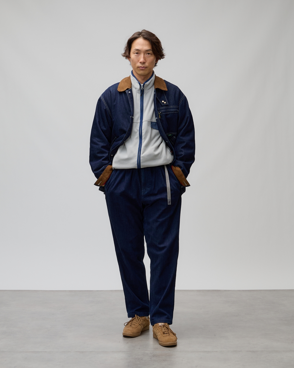 GRAMiCCi [グラミチ] 別注 ストレッチデニム エブリデイパンツ [DENIM-EVERYDAY-JF]のコーディネート・イメージ写真です。