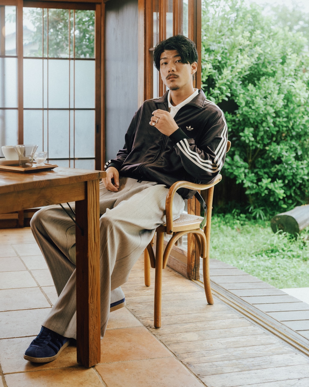 adidas Originals [アディダス オリジナルス] ファイヤーバード ベロア トラックトップ [ZQ134]です。