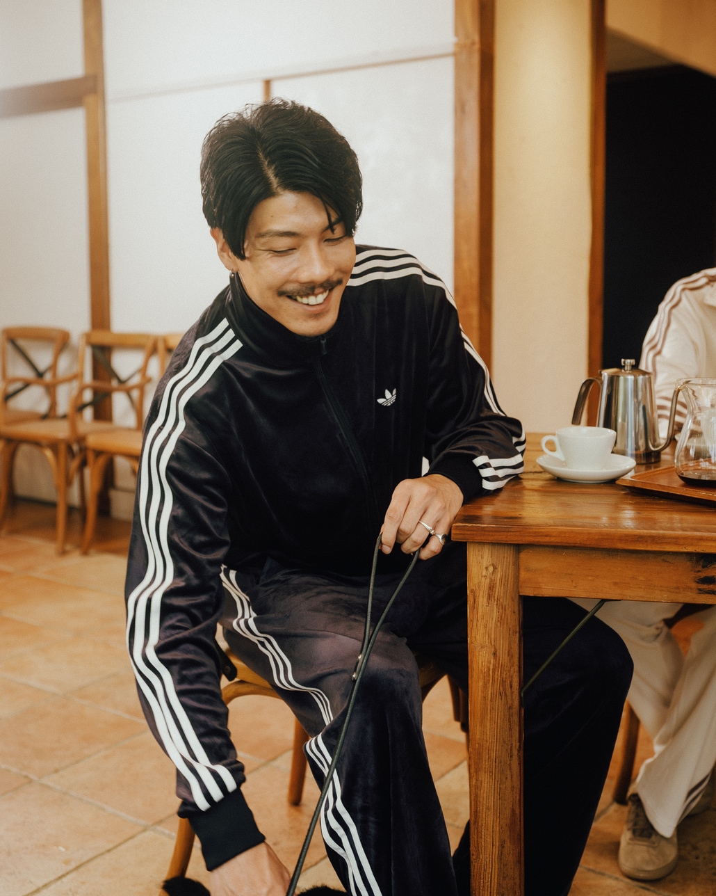 adidas Originals [アディダス オリジナルス] ファイヤーバード ベロア トラックパンツ [QH344]とファイヤーバード ベロア トラックトップ [ZQ134]です。
