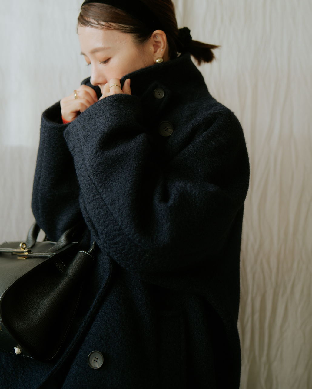 インフルエンサーMAYUさんが纏う、USINEのコーディネートです。