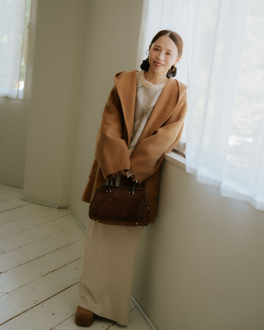 インフルエンサーMAYUさんが纏う、USINEのコーディネートです。