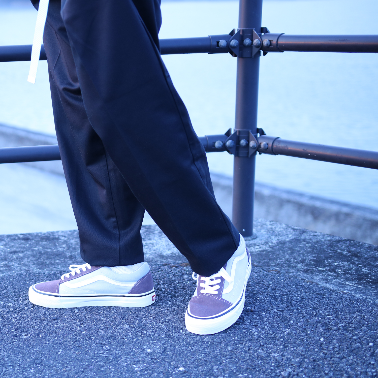 90s old vans デニムペインターパンツ　ワイド　オールドスケート 27cm VANS バンズ オールドスクール ネイビー×デニム - メルカリ